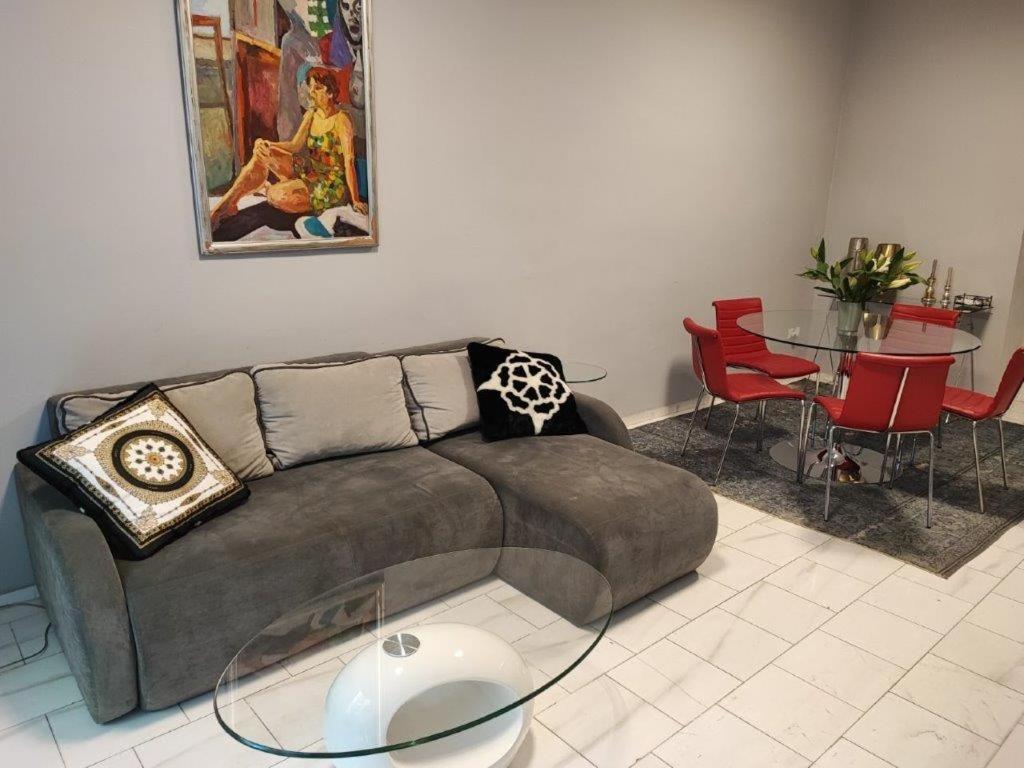 Central Vienna Apartment With Unique 40M2 City Garden & Self Check In المظهر الخارجي الصورة
