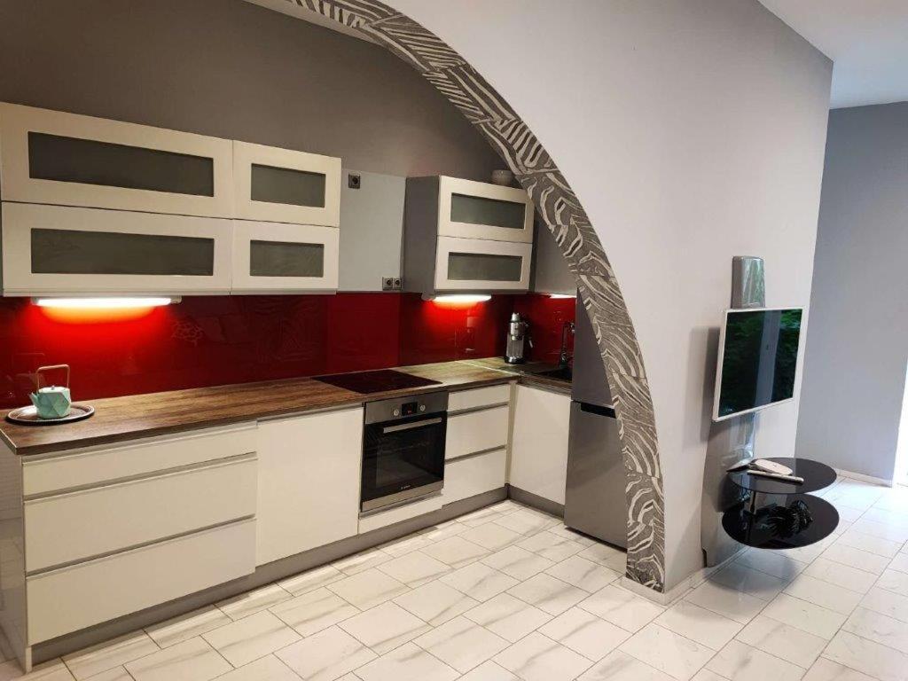 Central Vienna Apartment With Unique 40M2 City Garden & Self Check In المظهر الخارجي الصورة