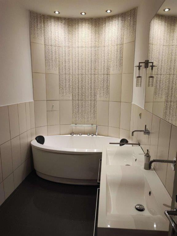 Central Vienna Apartment With Unique 40M2 City Garden & Self Check In المظهر الخارجي الصورة