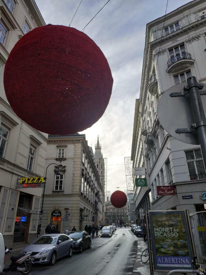 Central Vienna Apartment With Unique 40M2 City Garden & Self Check In المظهر الخارجي الصورة